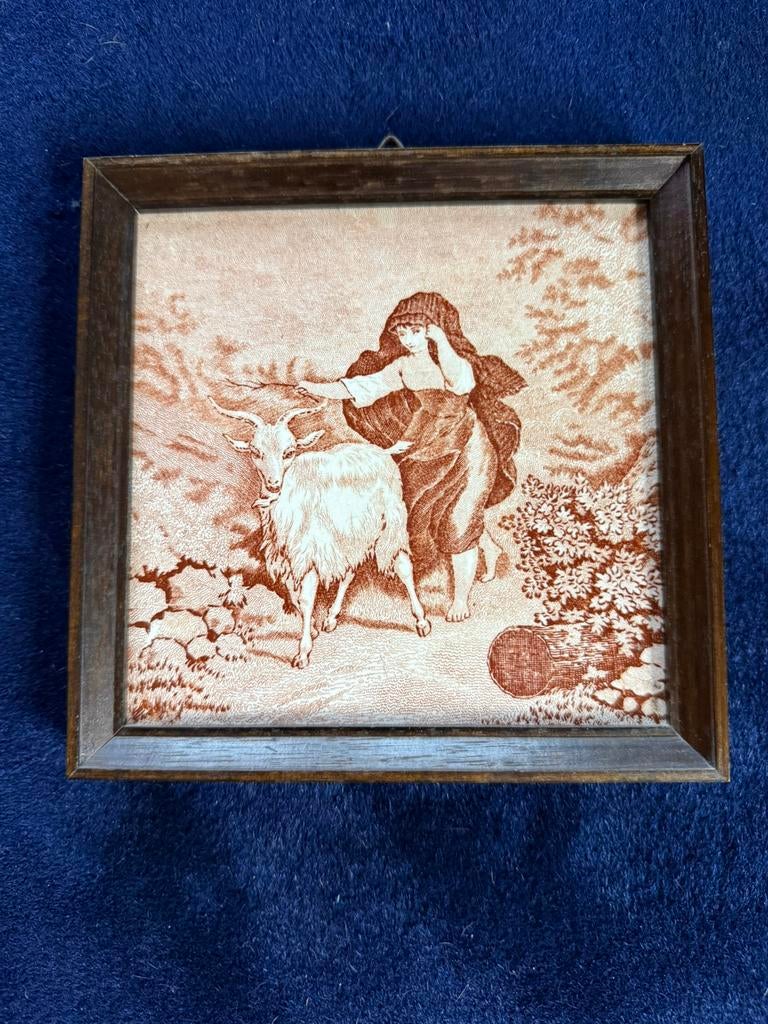 Zeldzame antieke tegel ingekaderd kind met geit 15x15cm, Ophalen