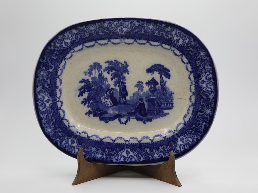 porcelaine Watteau Doulton plat (date 1898??), Antiquités & Art, Enlèvement ou Envoi