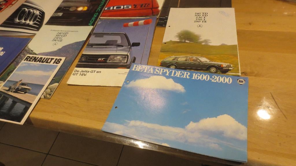 lot auto folders audi S2,bmw racing dynamic,vw 16v enz, Enlèvement ou Envoi, Utilisé, Audi