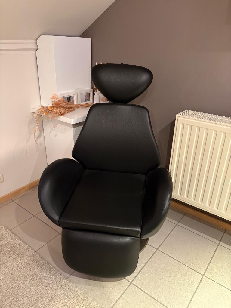 Fauteuil de coiffeur original, Enlèvement