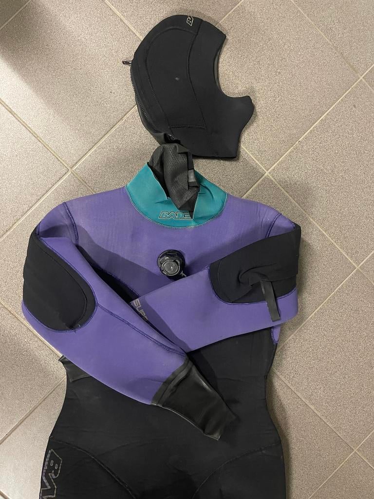 Droogpak Bare maat M neopreen 7mm, Ophalen, Gebruikt