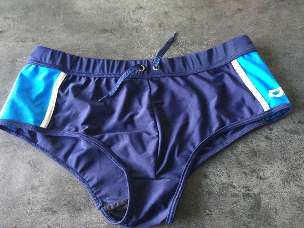 Maillot de bain DIM très joli, Vêtements | Hommes, Enlèvement ou Envoi, Taille 56/58 (XL), Slip de bain, Bleu