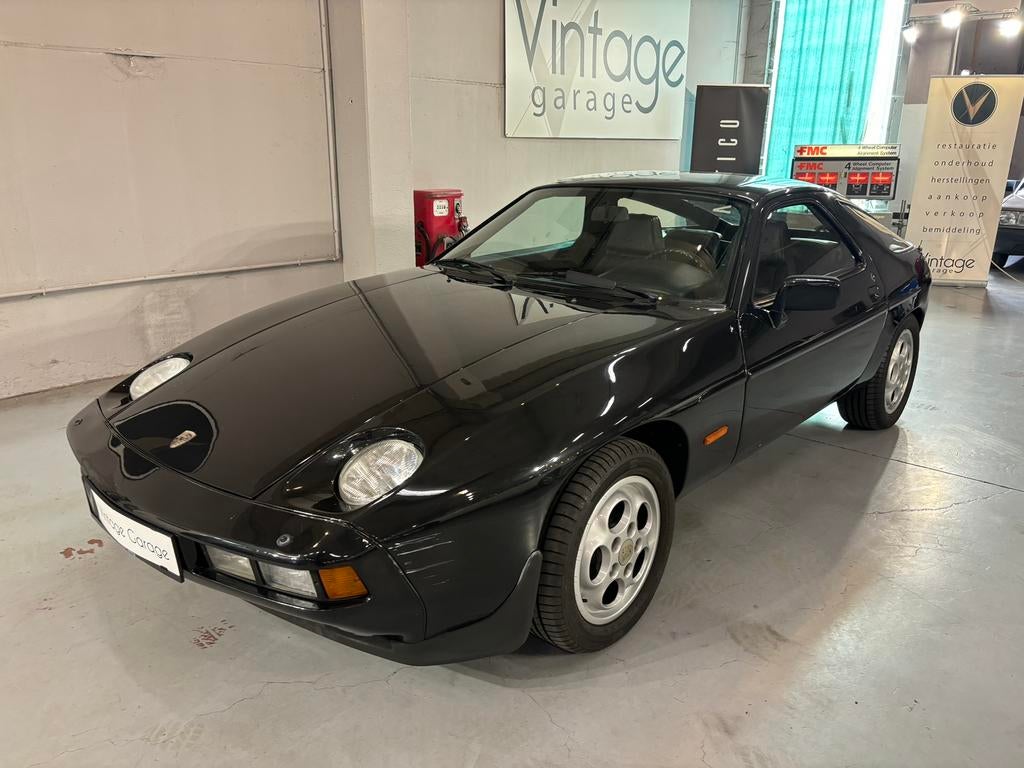 Porsche 928 Manueel, Auto's, Porsche, Bedrijf, Te koop, Benzine, Coupé, 2 deurs, Handgeschakeld, Zwart, Zwart, Leder, Achterwielaandrijving