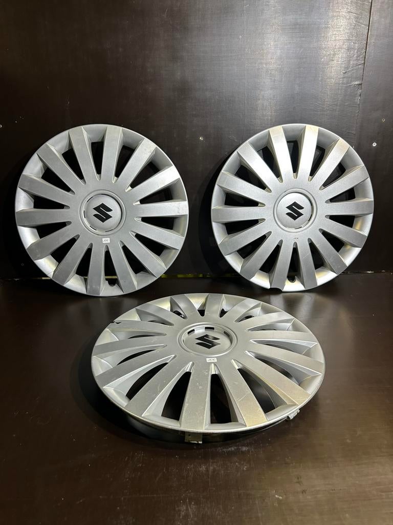 3 Suzuki s-cross vitara 16" wieldop, Auto diversen, Wieldoppen, Gebruikt, Ophalen of Verzenden