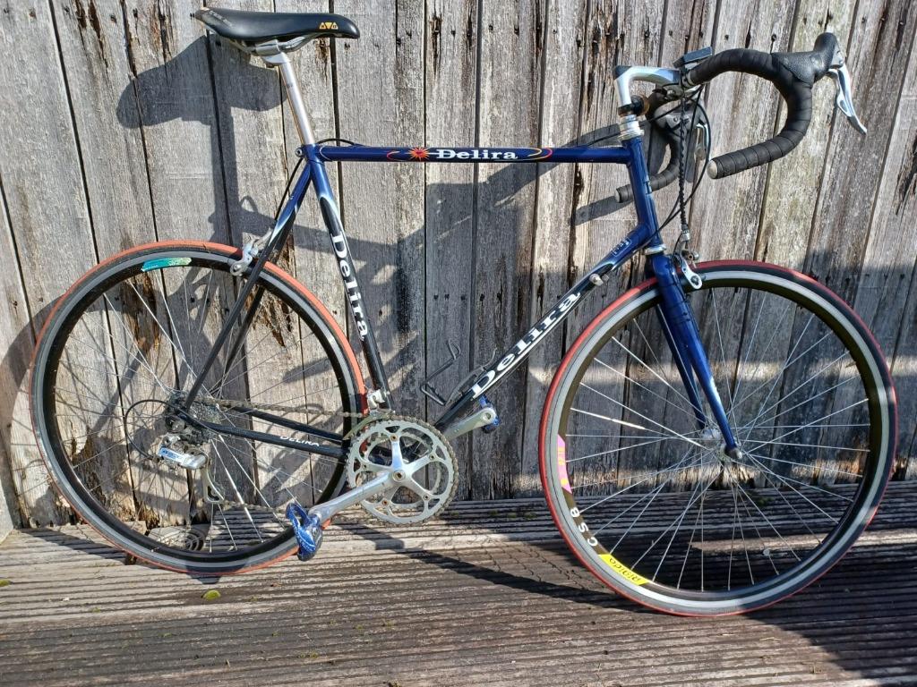 KOERSFIETS   DELIRA, Ophalen, Gebruikt