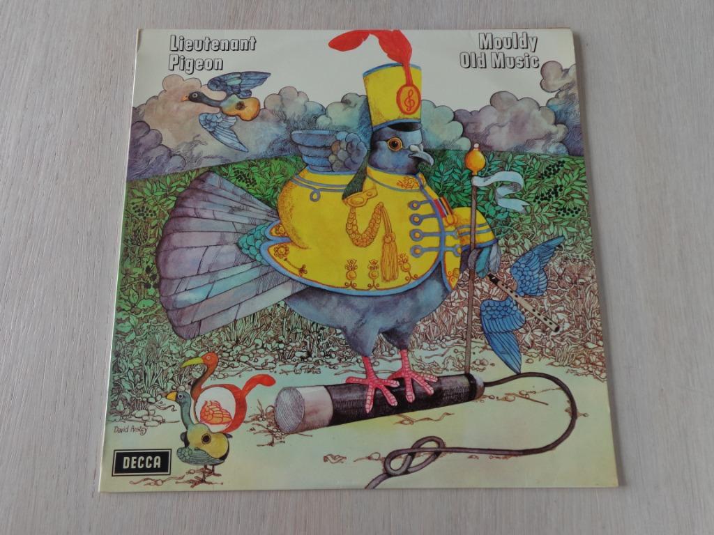 Lieutenant Pigeon – Mouldy Old Music, Ophalen of Verzenden, Zo goed als nieuw, 12 inch, Overige genres