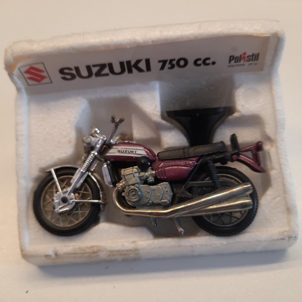 POLISTIL 1/24 SUZUKI 750cc POLITOYS GT51 *VINTAGE 1975*, Verzamelen, Ophalen, Nieuw, Motoren