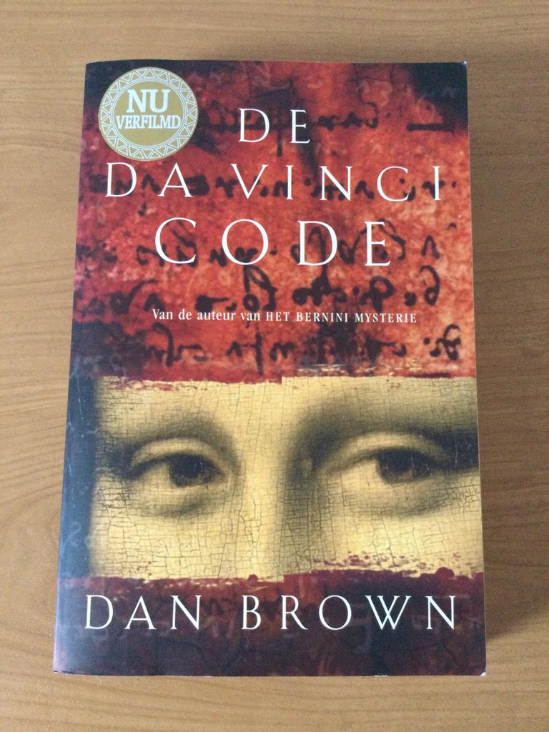De Da Vinci Code - Dan Brown - Thriller, Ophalen of Verzenden, Zo goed als nieuw