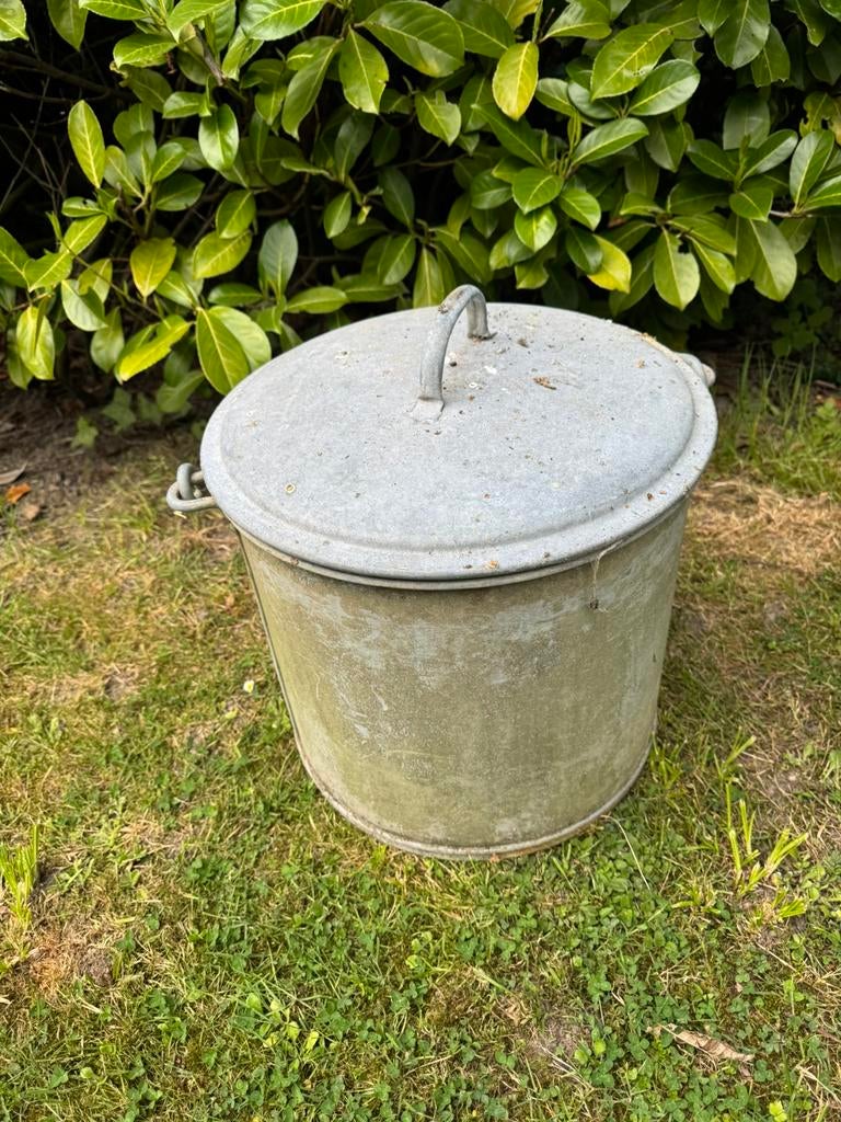 Seau en zinc, Enlèvement, Utilisé