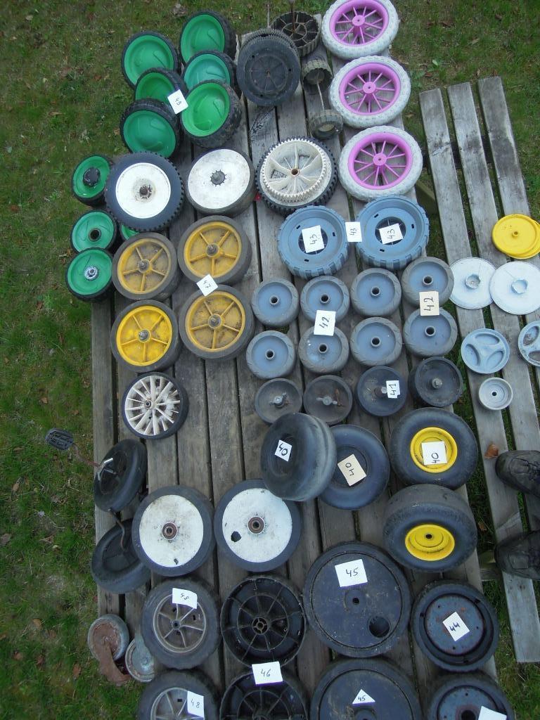 wielen banden speelgoed buggy kar grasmachine, Kinderen en Baby's, Ophalen of Verzenden, Gebruikt