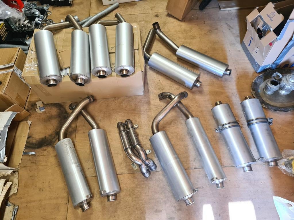 Dempers - linkpipe Ducati 748 916 996 en 998!

Linkpipe 45mm, Enlèvement ou Envoi, Utilisé