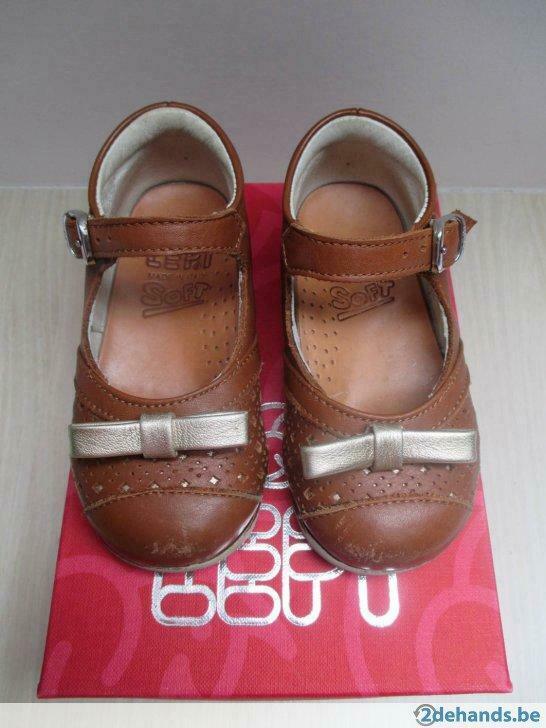 Schoenen Lepi maat 22, Gebruikt, Meisje, Schoenen, Ophalen of Verzenden