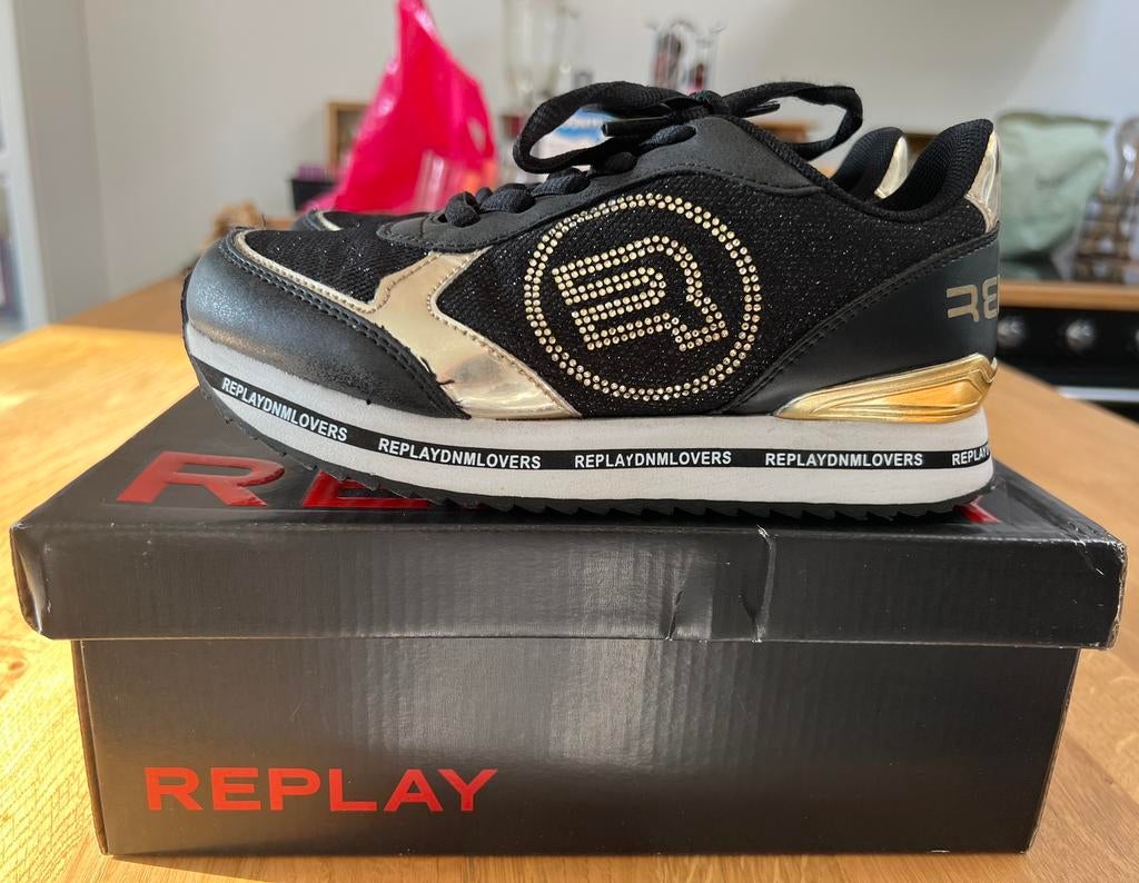 Baskets Replay p.33, Enfants & Bébés, Vêtements enfant | Chaussures & Chaussettes, Comme neuf, Chaussures de sport, Fille, Enlèvement ou Envoi