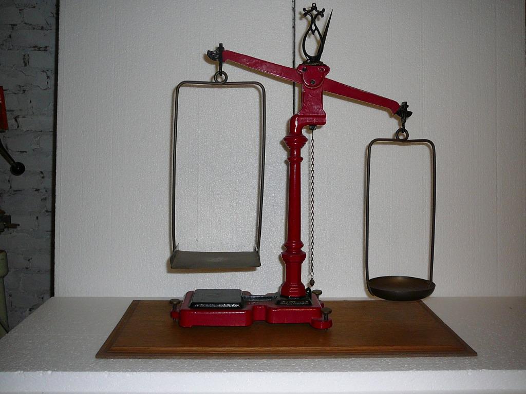 vintage postweegschaal belgie  4,600 kg, Antiek en Kunst, Antiek | Gereedschap en Instrumenten, Ophalen