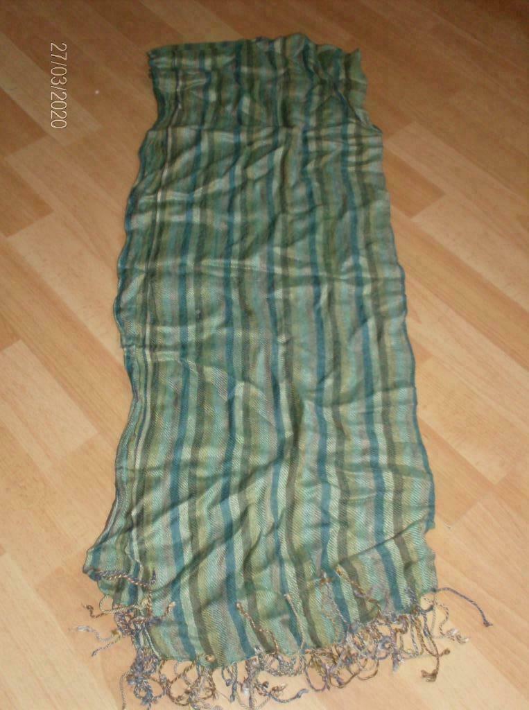 SJAAL GROEN, Ophalen of Verzenden, Gedragen, Sjaal