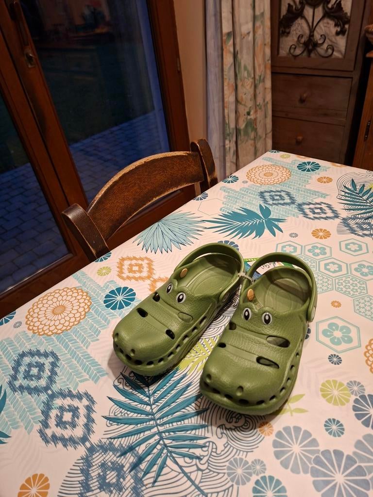 Crocs Gator-Army.Pointure 33.Neuves, Kinderen en Baby's, Ophalen of Verzenden