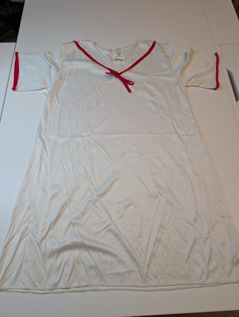 Robe d'infirmière de carnaval taille 140, Enlèvement ou Envoi, Comme neuf, 134 à 140, Fille