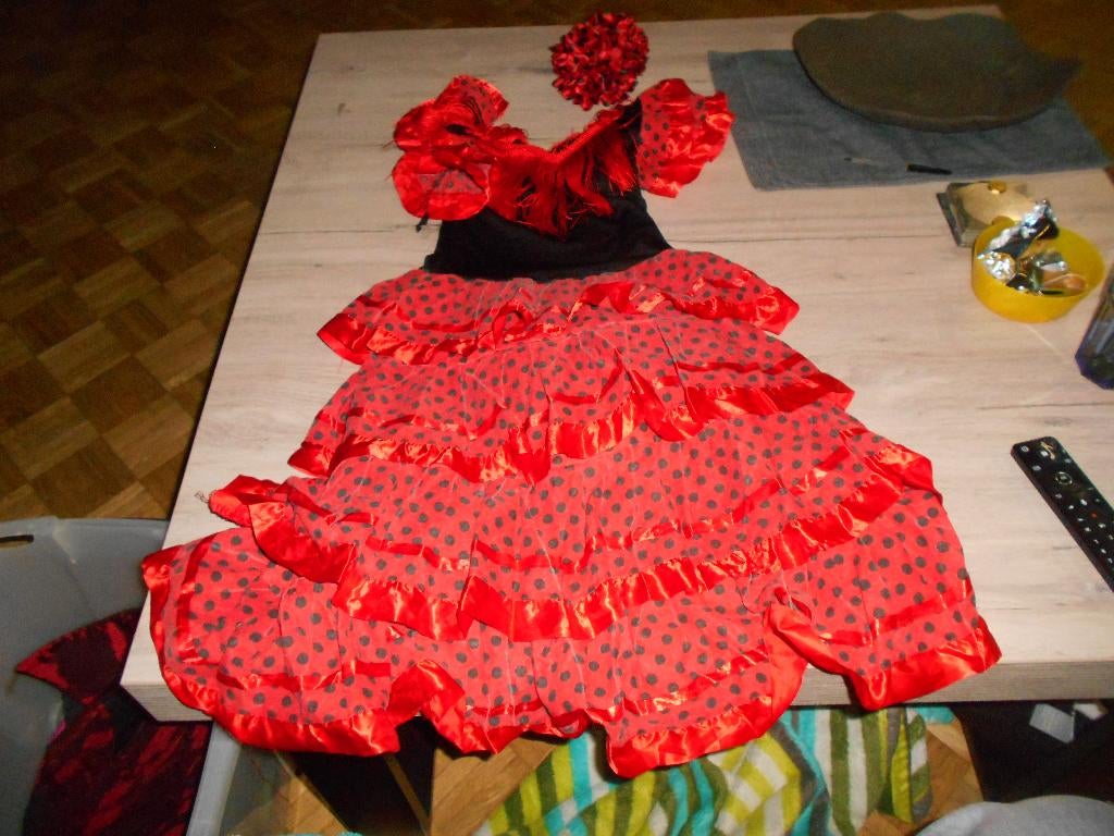 verkleedkleed spaanse vrouw flamenco maat 134, Ophalen of Verzenden, Zo goed als nieuw, 134 t/m 140, Meisje