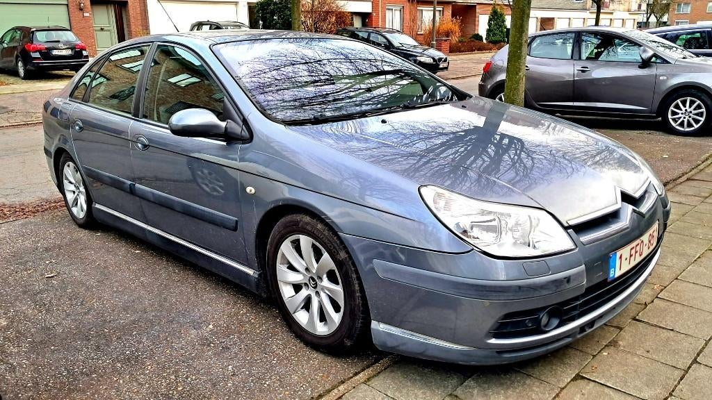Citroen C5 2006 1.8 benzine luxe editie proper en in orde, Auto's, Voorwielaandrijving, Grijs, Particulier, C5