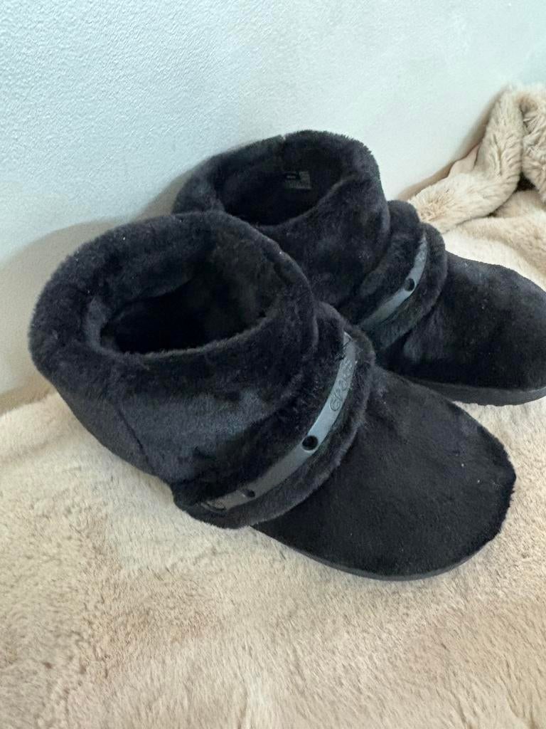 Nieuw  crocs schoenen, Kleding | Dames, Schoenen, Ophalen of Verzenden, Zo goed als nieuw