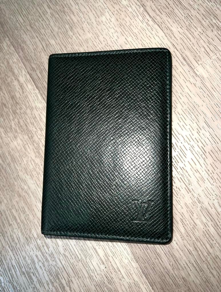 LOUIS VUITTON groene taiga leren kaarthouder, Ophalen of Verzenden, Groen, Leder