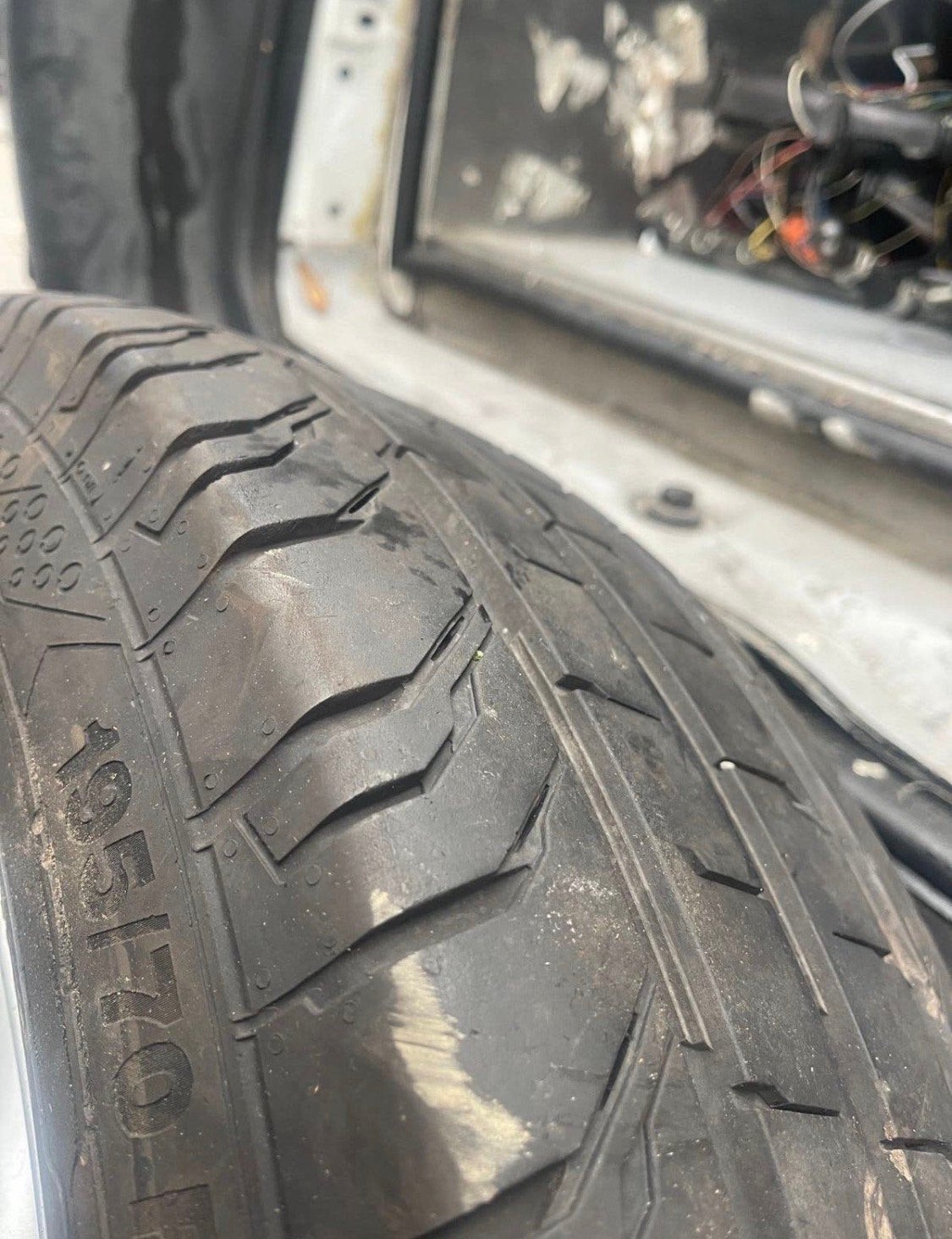 Verkoop 4 continentale velgen + versterkte banden, Ophalen, Bestelwagen, 15 inch, Banden en Velgen