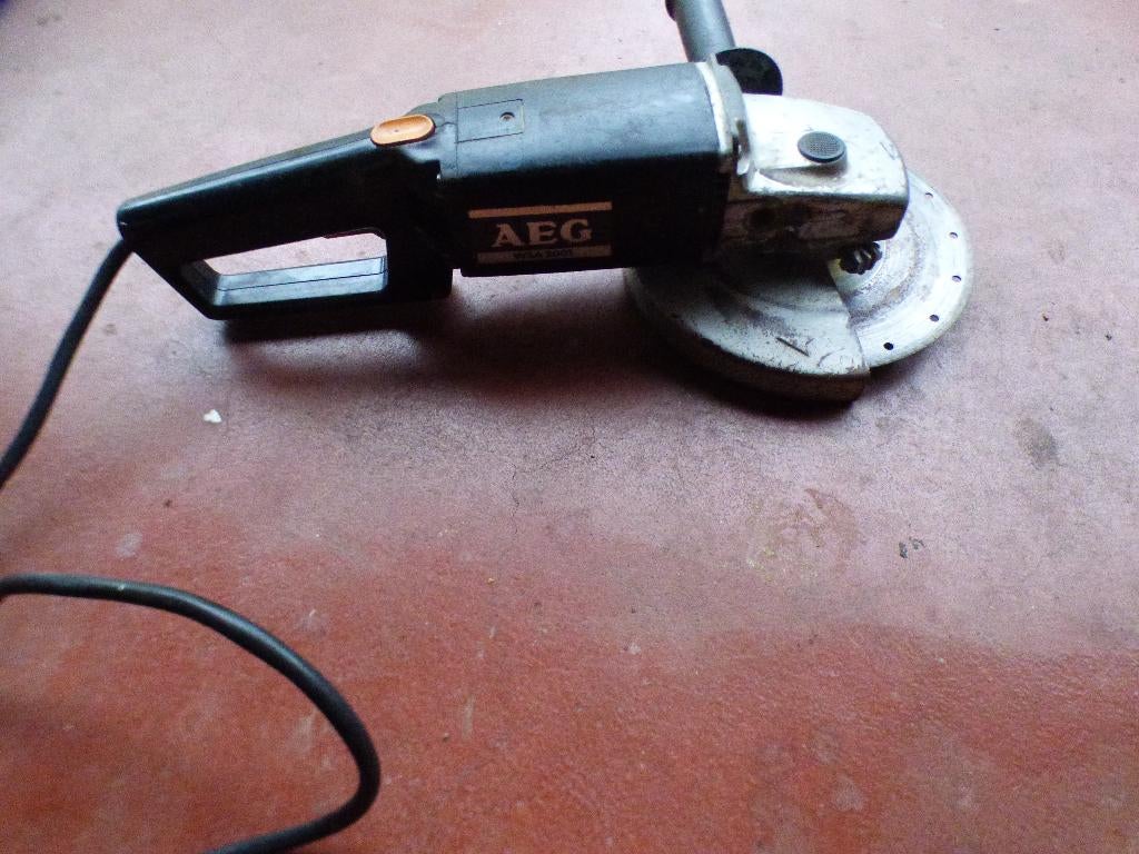 AEG SLIJPMOLEN SLIJPSCHIJF  230 MM, Enlèvement, Utilisé, Meuleuse d'angle