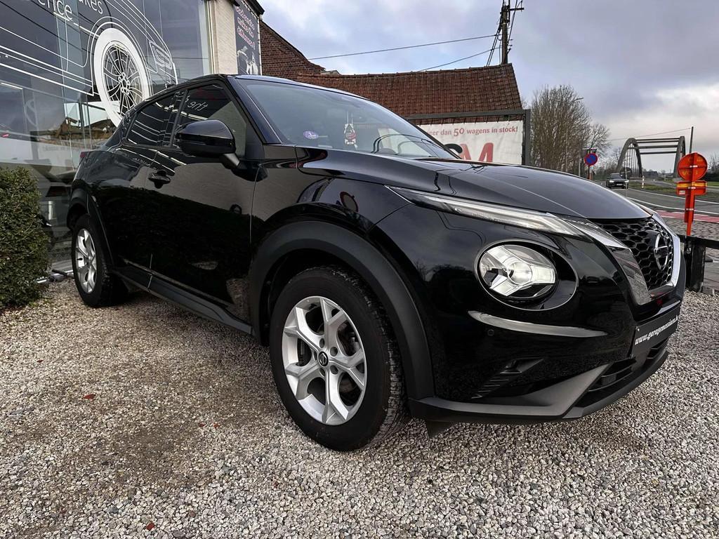 Nissan Juke Juke 1.0 DIG-T N-Connecta (bj 2021), Auto's, Stof, Gebruikt, 1700 kg, Zwart