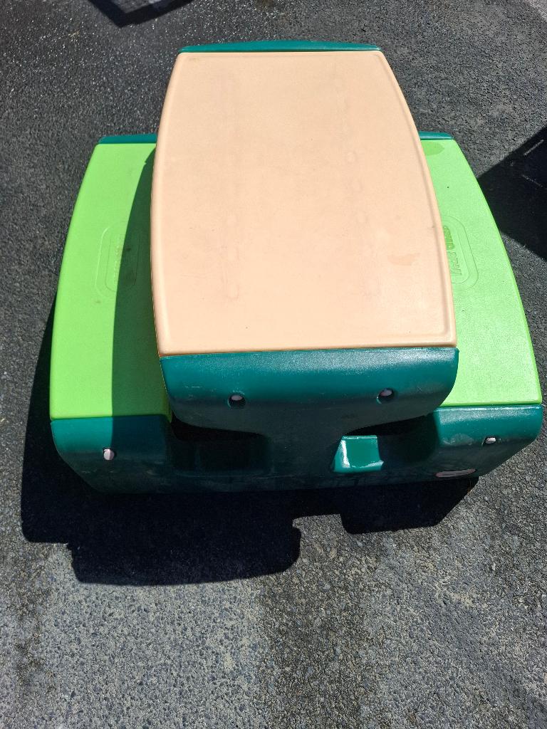 Tuintafel kinderen, Ophalen, Gebruikt