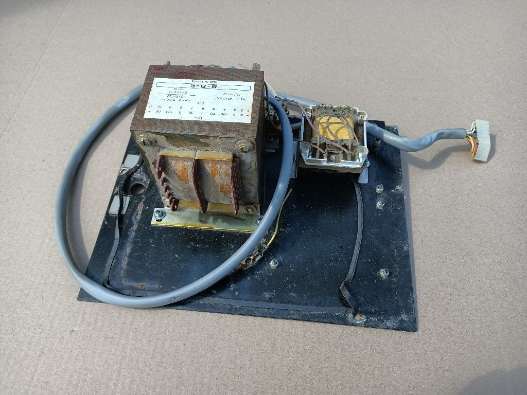 Trafo Blok 110v NSM City CD (1988) jukebox, Envoi