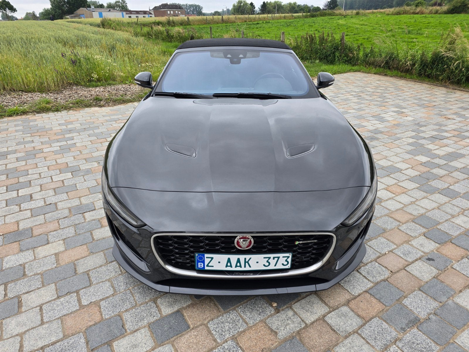 Jaguar F-type R-dynamic 2023 met 3509km!!! Nieuwstaat!!!, Auto's, Jaguar, Automaat, Achterwielaandrijving, F-type, Cabriolet