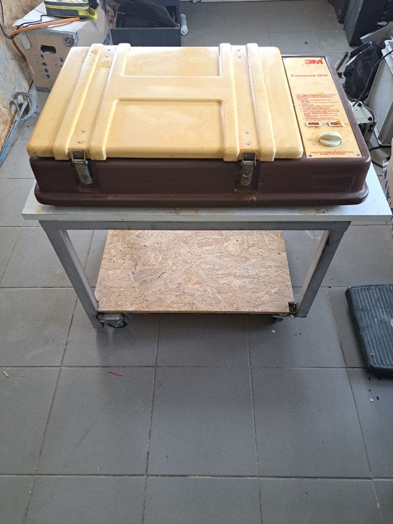 table insoleuse pour tissus ou circuits imprimés, Enlèvement, Comme neuf