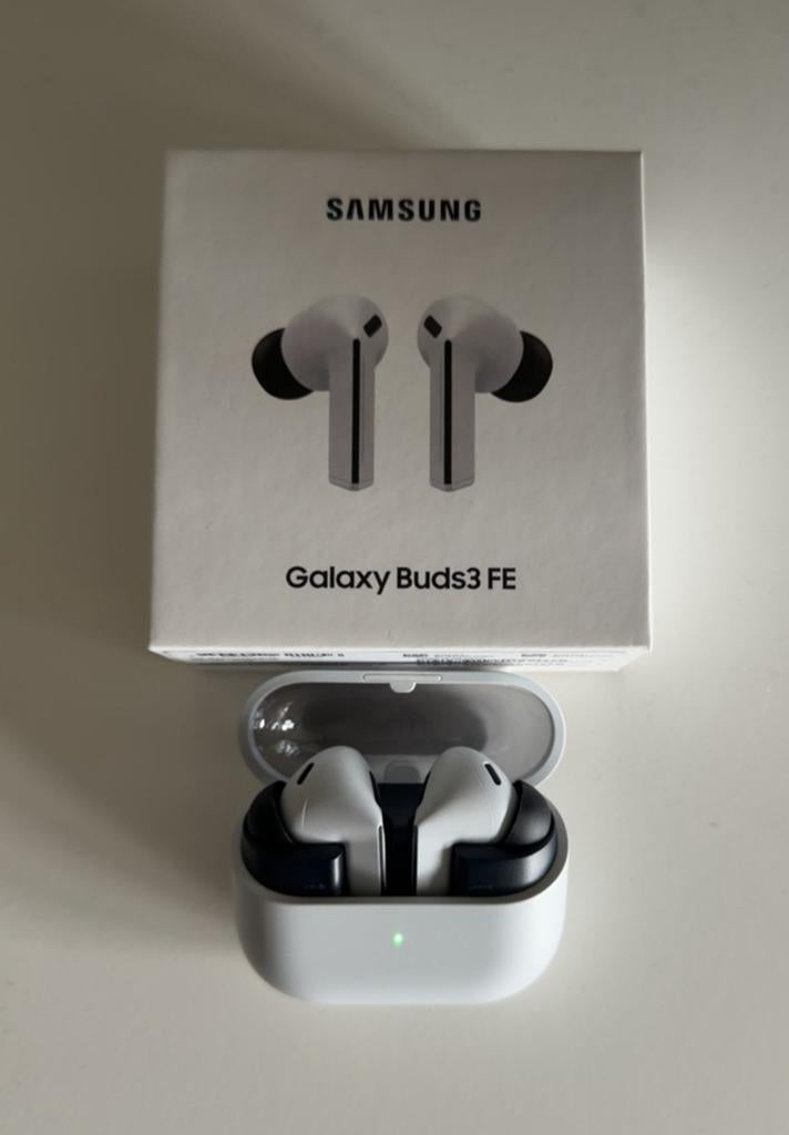 Ecouteurs samsung buds 3 garantis 2 ans, Telecommunicatie, Mobiele telefoons | Oordopjes, Ophalen, Zo goed als nieuw, Samsung