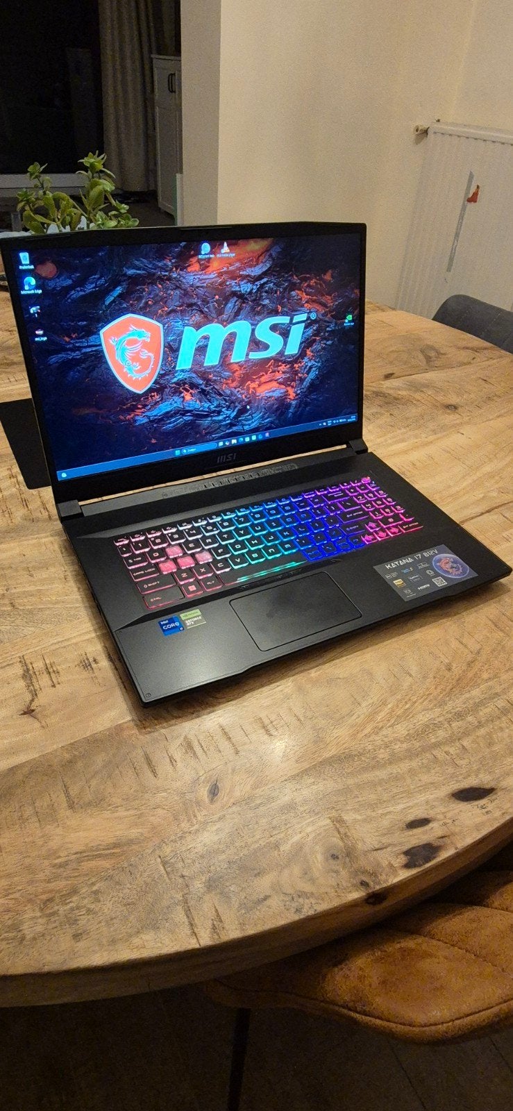 MSI Katana 17 - i7 - RTX 4070 - uitstekende staat!, Computers en Software, Windows Laptops, Ophalen, Met videokaart, Qwerty, Intel i7-processor