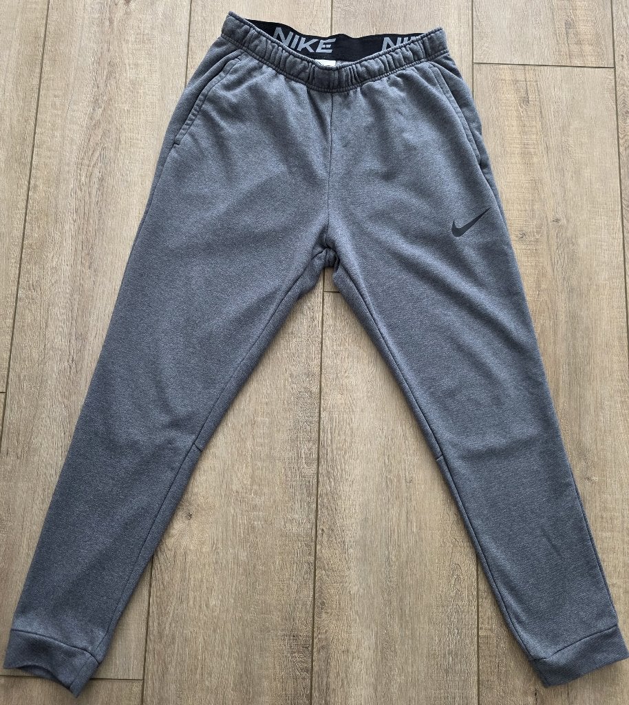 Nike Dri-fit trainingsbroek grijs maat L, Maat 52/54 (L), Fitness, Nike, Ophalen of Verzenden