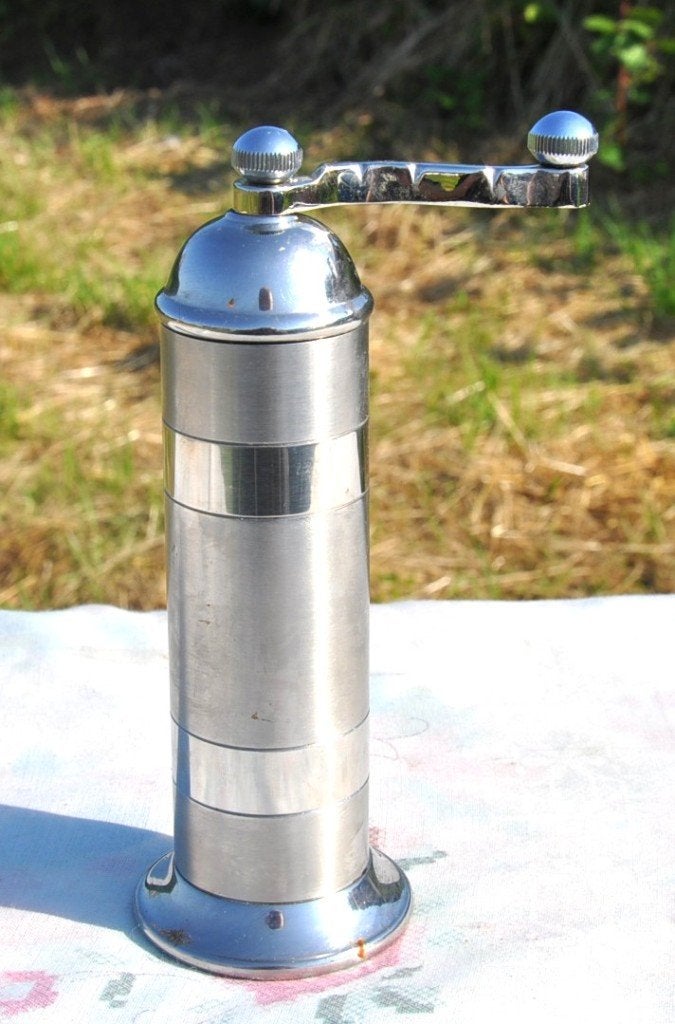 moulin a poivre metal chromé, Enlèvement ou Envoi, Utilisé, Argent, Métal