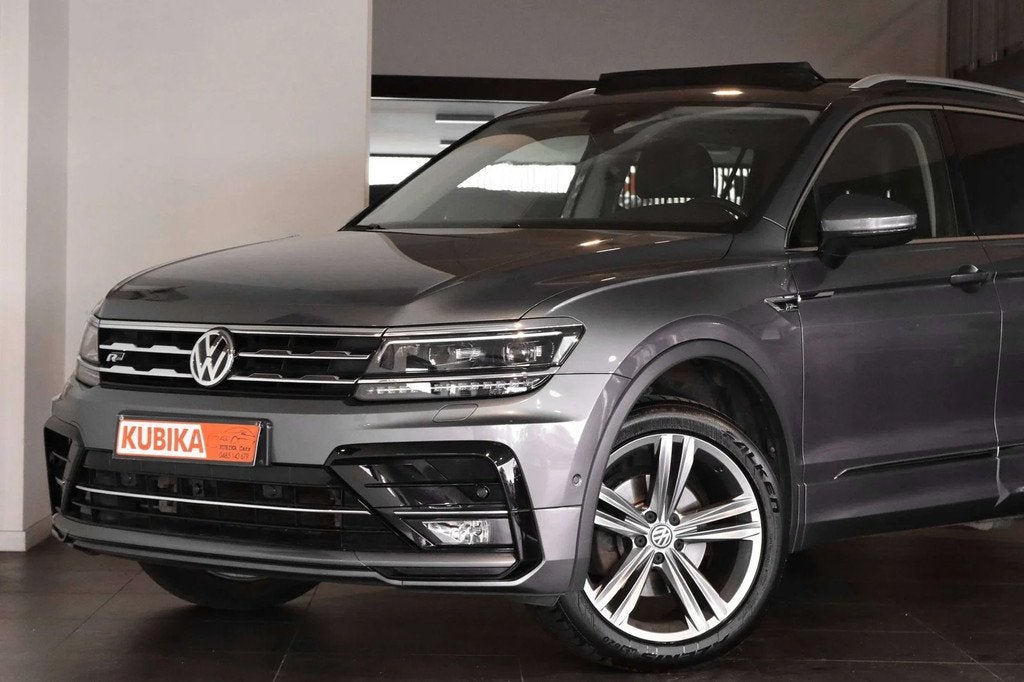Volkswagen Tiguan Allspace Tiguan Allspace 1.5 TSI R Line DS, Autos, Cuir, Argent ou Gris, Achat, Entreprise