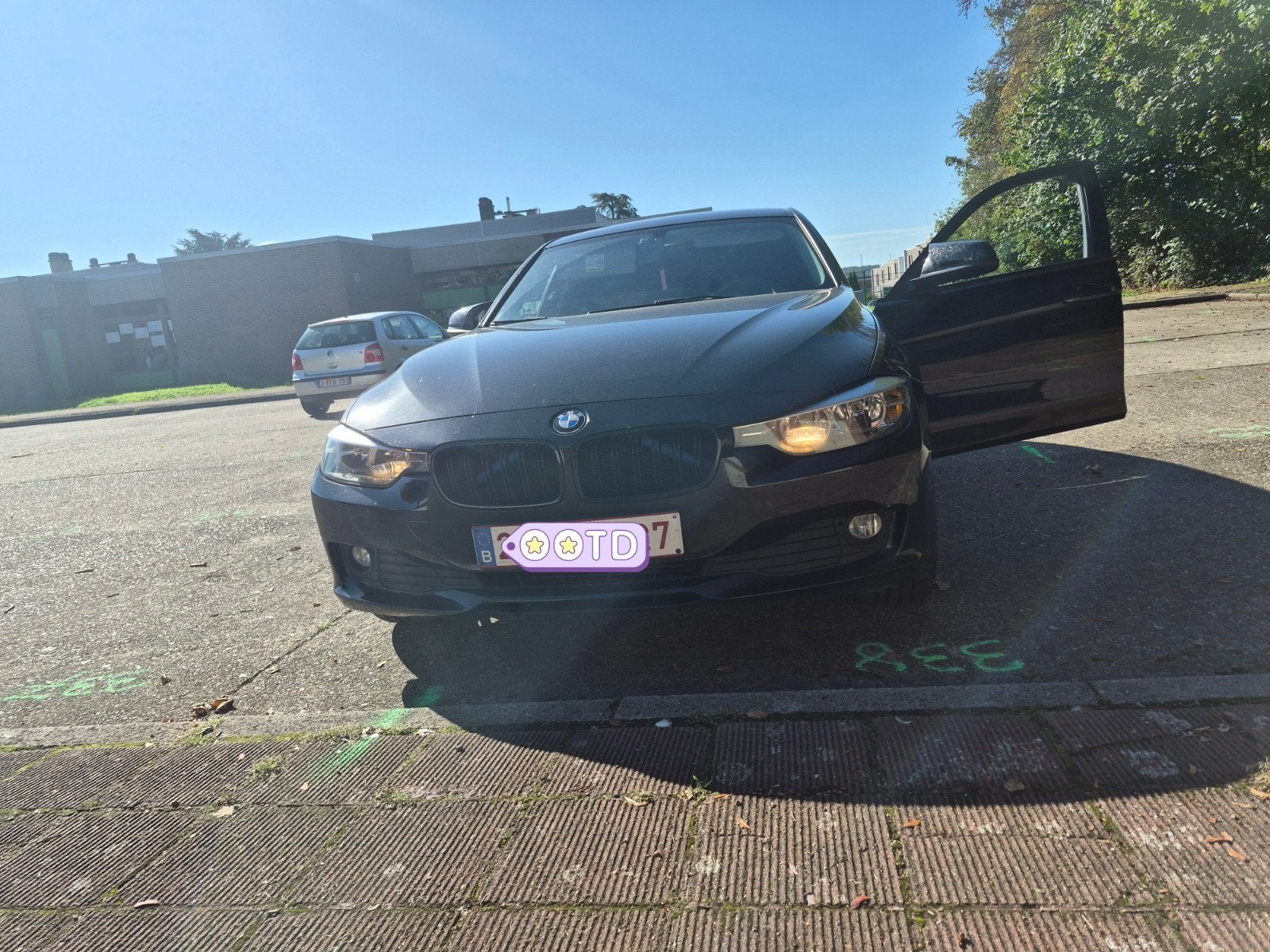 BMW 3-serie 16D Wagon versus Virgin, Achterwielaandrijving, Zwart, Leder, 5 deurs