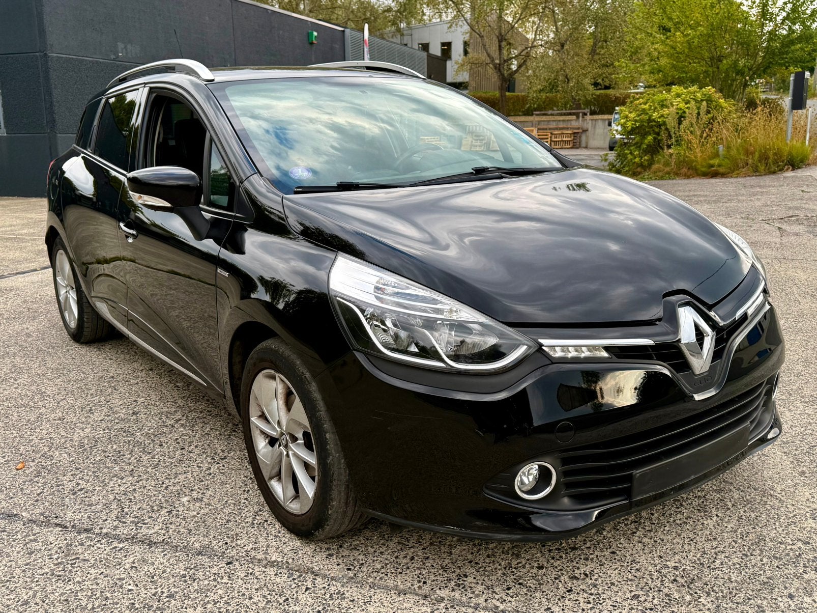 Renault Clio Estate – 2016 – Essence – 110 000 km – Euro 6, Autos, Achat, Euro 6, Entreprise, Boîte manuelle