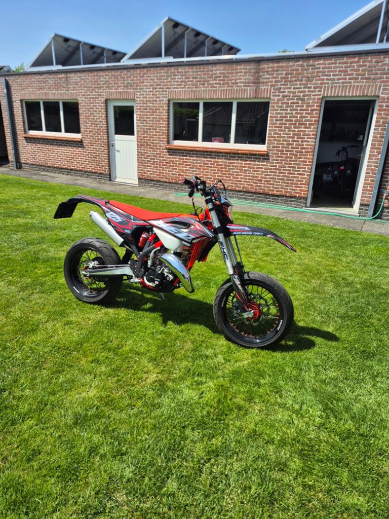 Beta rr 125  2025, Fietsen en Brommers, Brommers | Crossbrommers, Ophalen