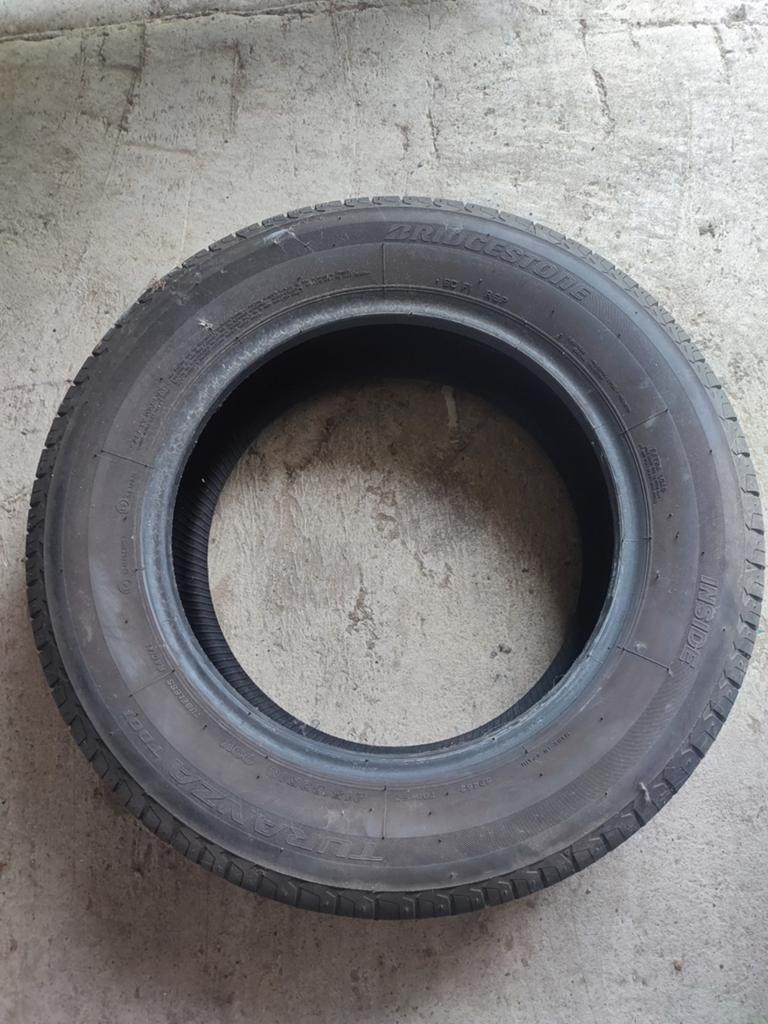 2 pneus à donner 215/60/R16 99v, Enlèvement