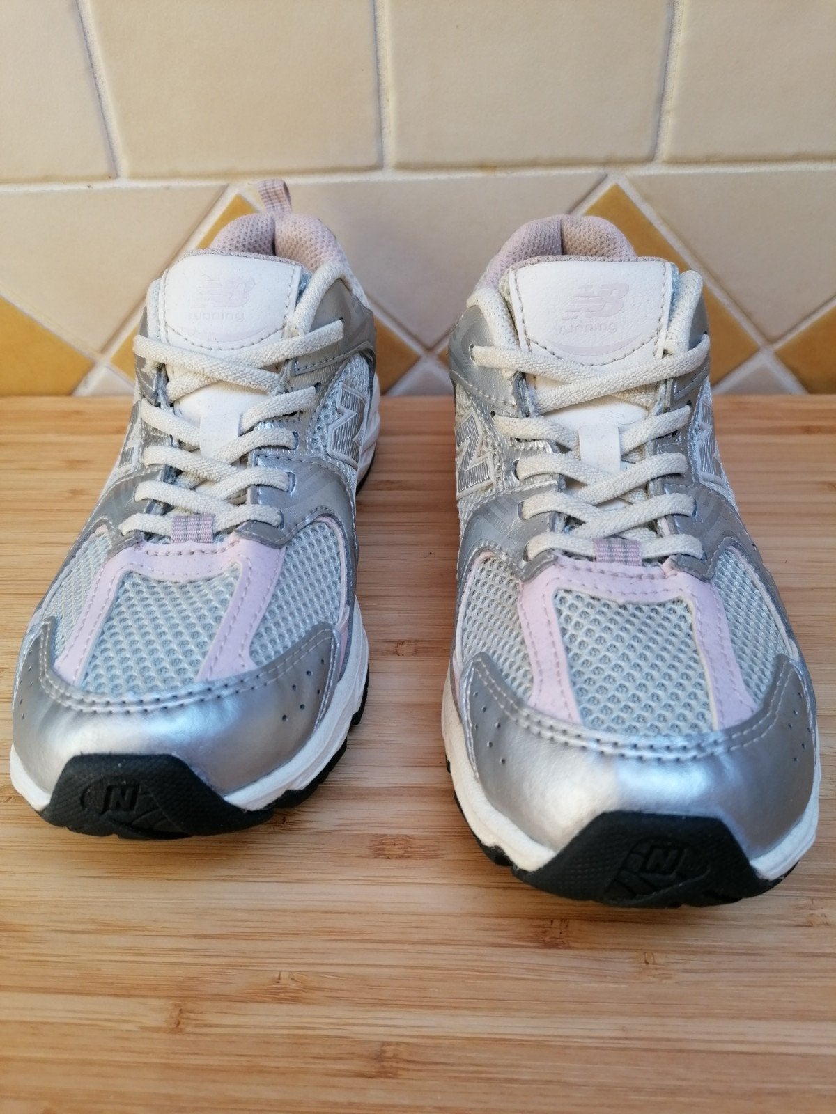 New Balance Maat 34.5, Sport en Fitness, Loopsport en Atletiek, Ophalen of Verzenden