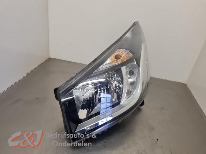 Phare gauche d'un Fiat Talento, -, 3 mois de garantie, Utilisé, Fiat