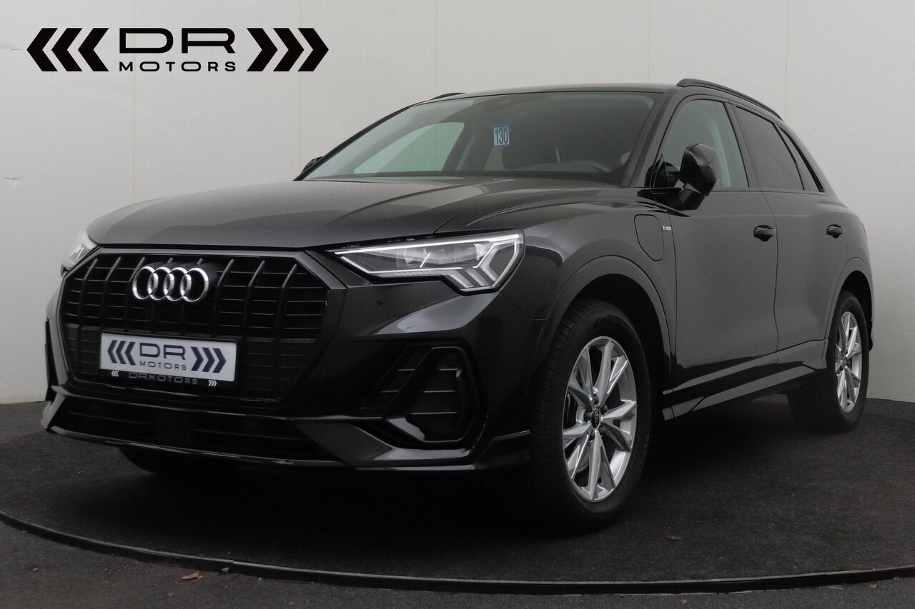 Audi Q3 4S TFSI PLUG IN HYBRIDE - APPLE CARPLAY ANDROID - S, 245 pk, 0 min, 0 kg, Zwart