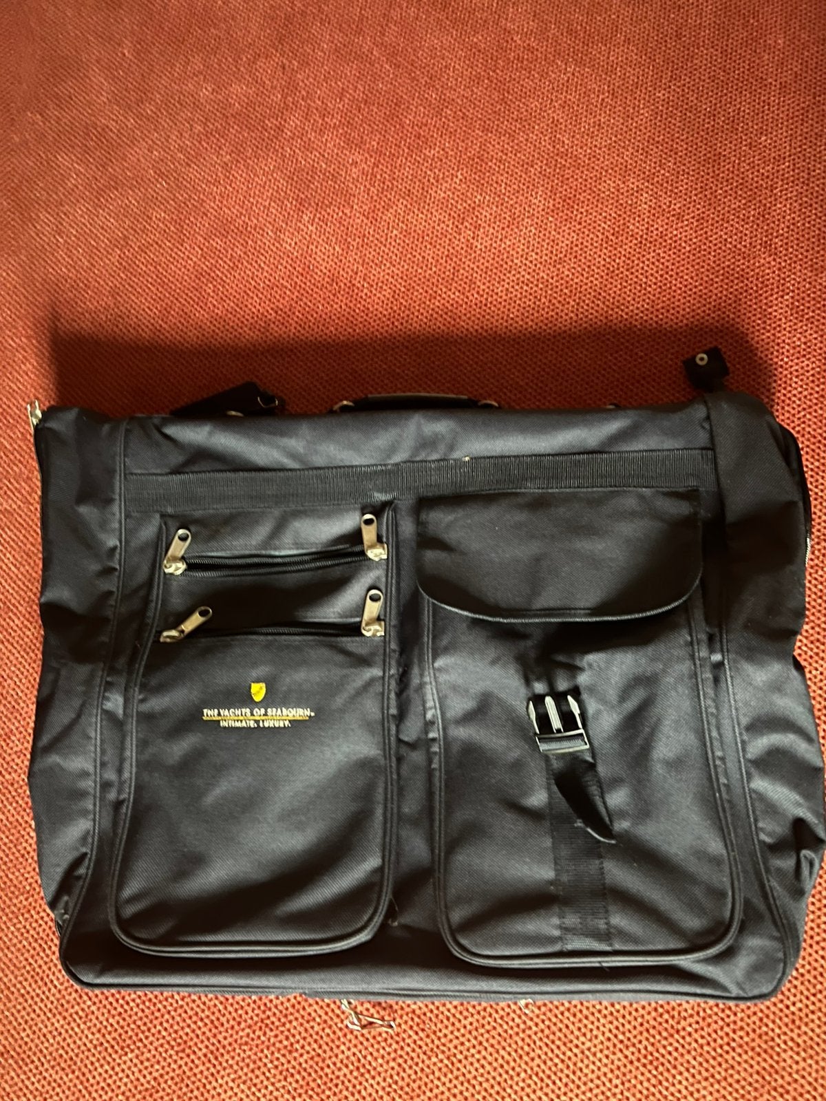Tas voor kostuum, Motoren, Ophalen, Zo goed als nieuw