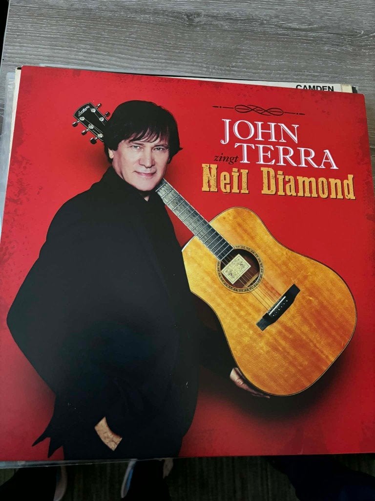 John Terra sings Neil Diamond, (nieuw). slechts 10 euro, Cd's en Dvd's, Pop, Ophalen of Verzenden, Beschermende buitenhoes, 12 inch