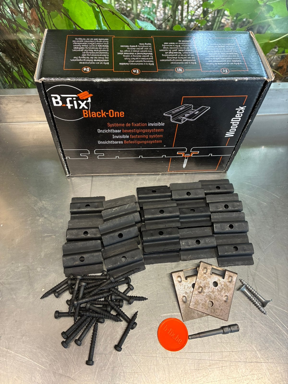 B fix ‘black-one’, Jardin & Terrasse, Terrasses, Enlèvement ou Envoi, Neuf