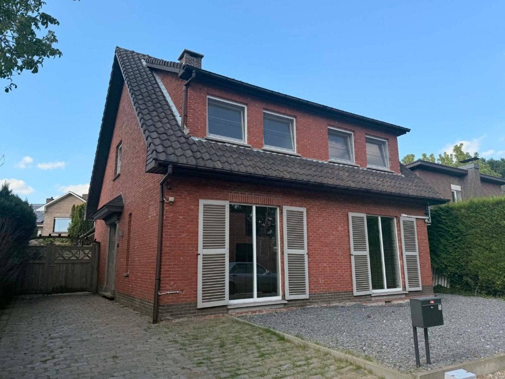 Gerenoveerde woning te koop Oud- Turnhout Rode Kruisstraat 5, Turnhout, 201 m², Oud-Turnhout, 200 à 500 m²