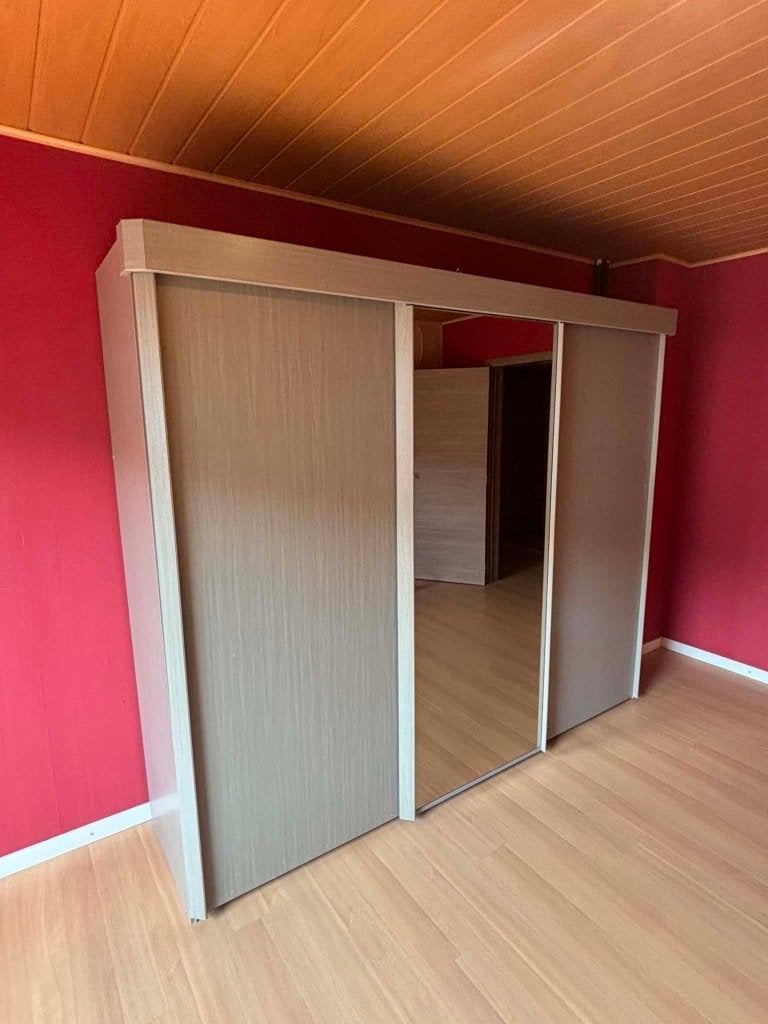 Grote schuifdeurkast met spiegel | 250 x 210 cm, Huis en Inrichting, Ophalen, Met deur(en), Gebruikt, 200 cm of meer