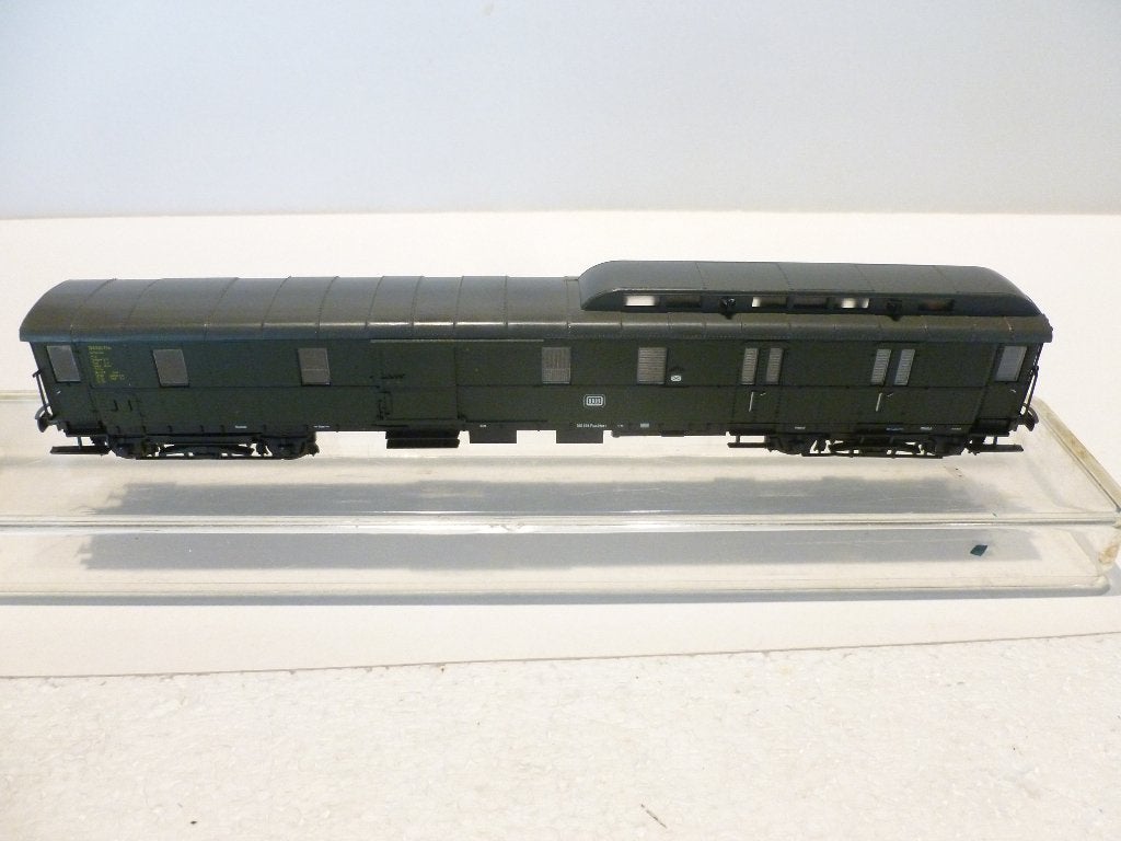 TRAINS HO, Enlèvement ou Envoi, Wagon, Comme neuf, Courant continu